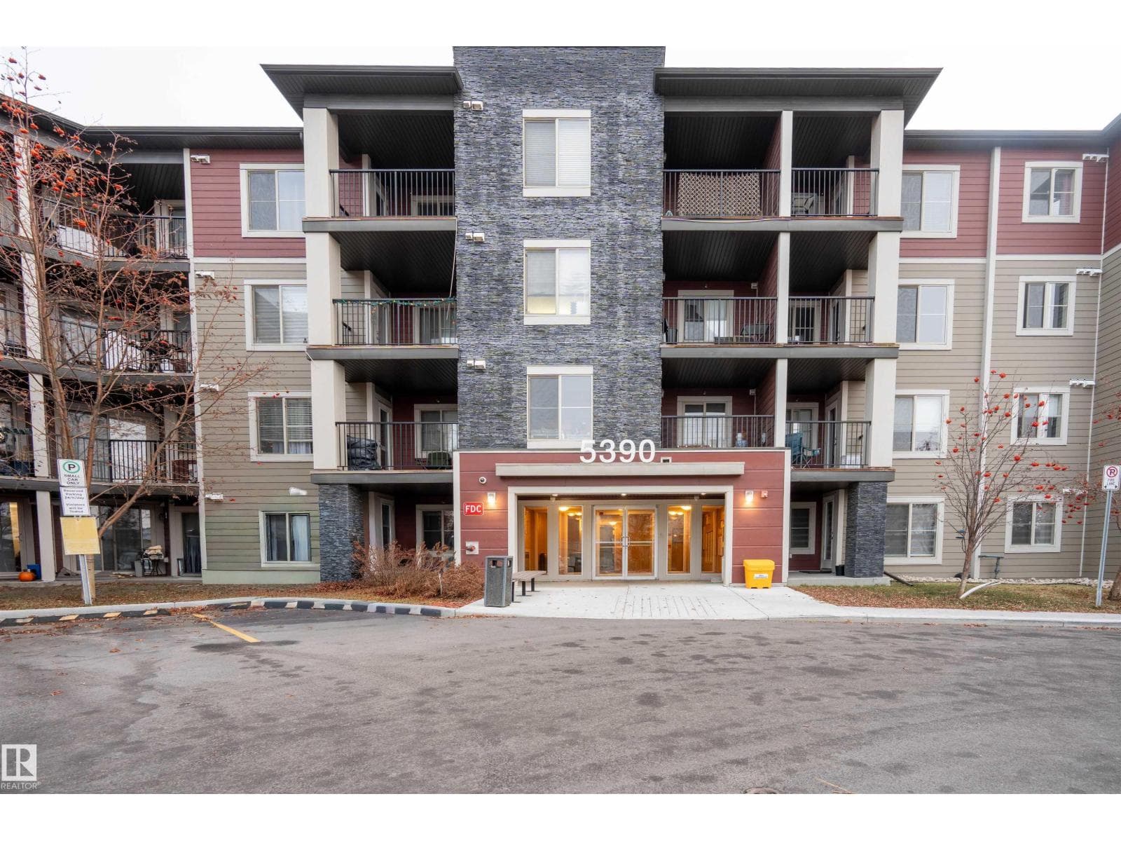 5390 Chappelle RD SW — Edmonton - Main photo