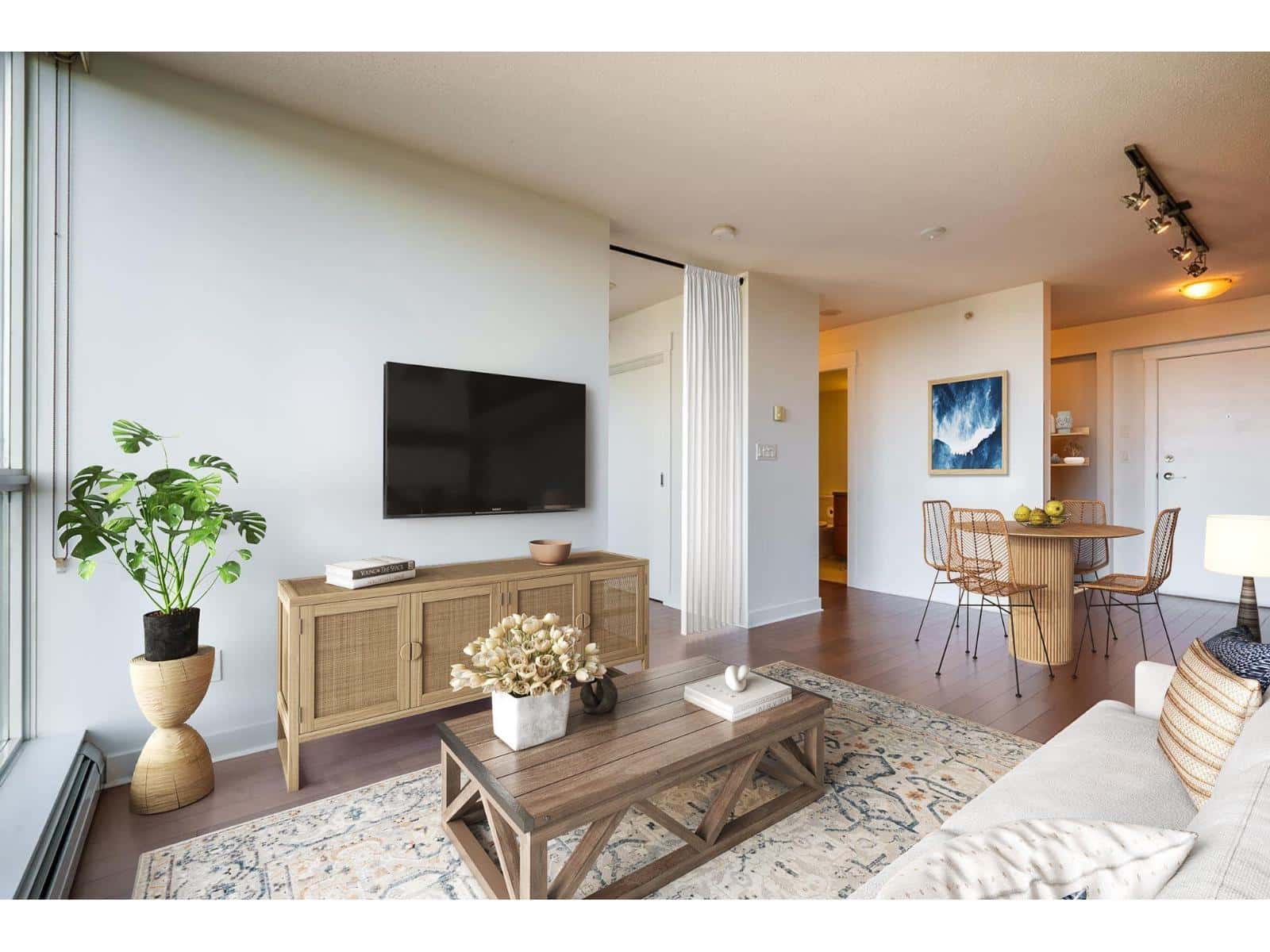 1206 10777 UNIVERSITY DRIVE — Surrey, British Columbia - Photo 5 of 34