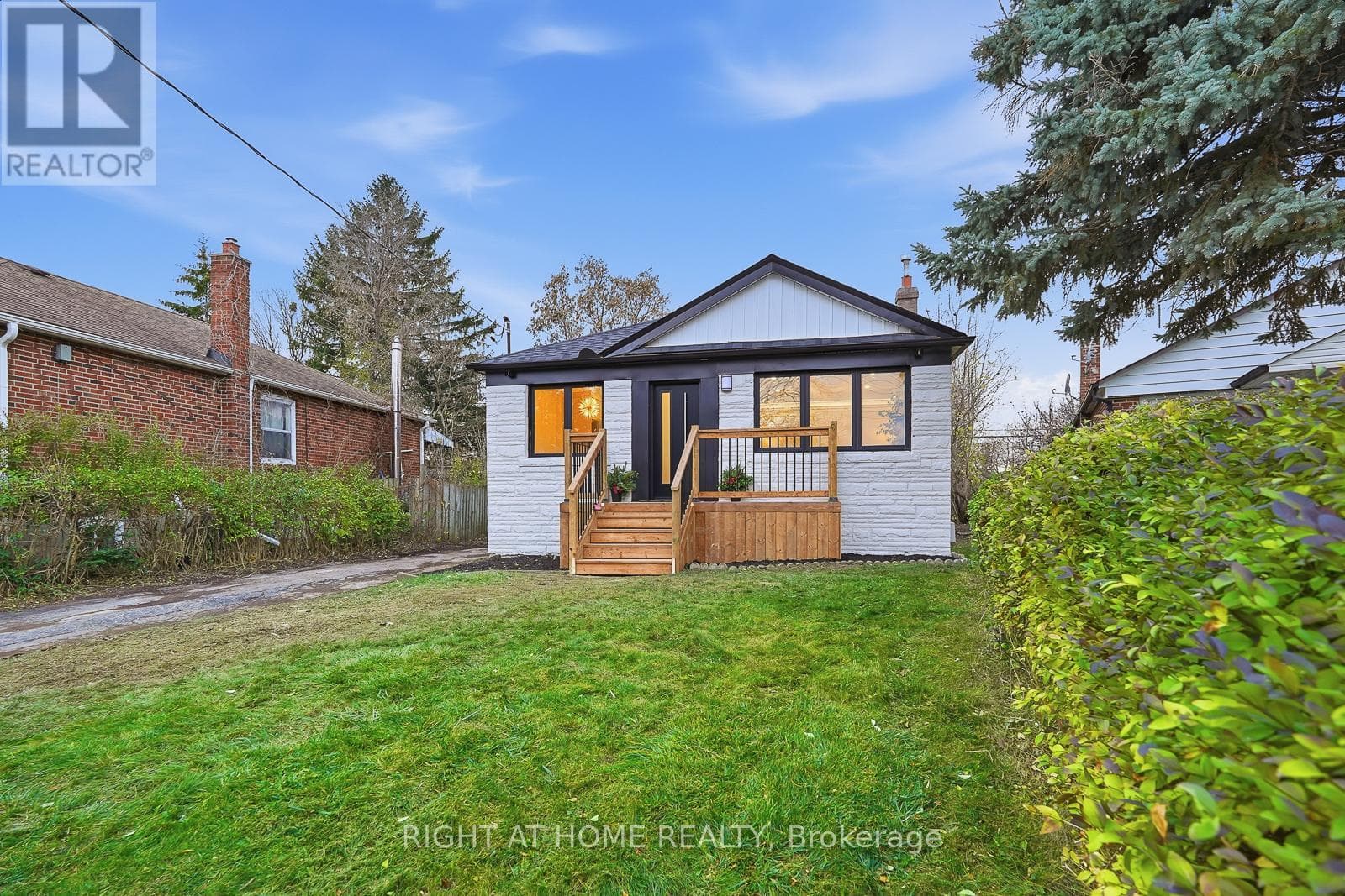 162 TOWER DRIVE — Toronto (Wexford-Maryvale) - Main photo