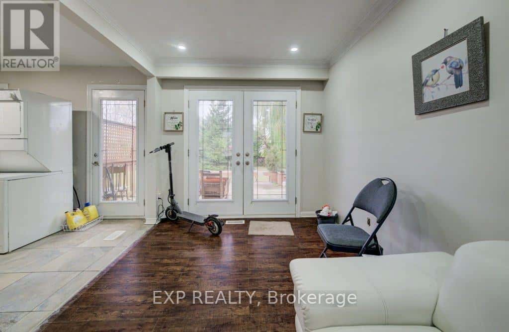 1361 STANBURY ROAD — Oakville (WO West) - Photo 5 of 31