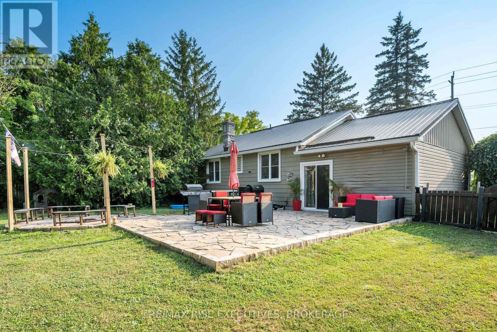 1224 WESTBROOK ROAD — Kingston (City Northwest) - Photo 3 of 34