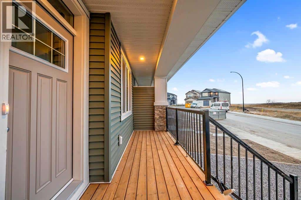 164 Legacy Reach Close SE — Calgary, Alberta - Photo 4 of 42