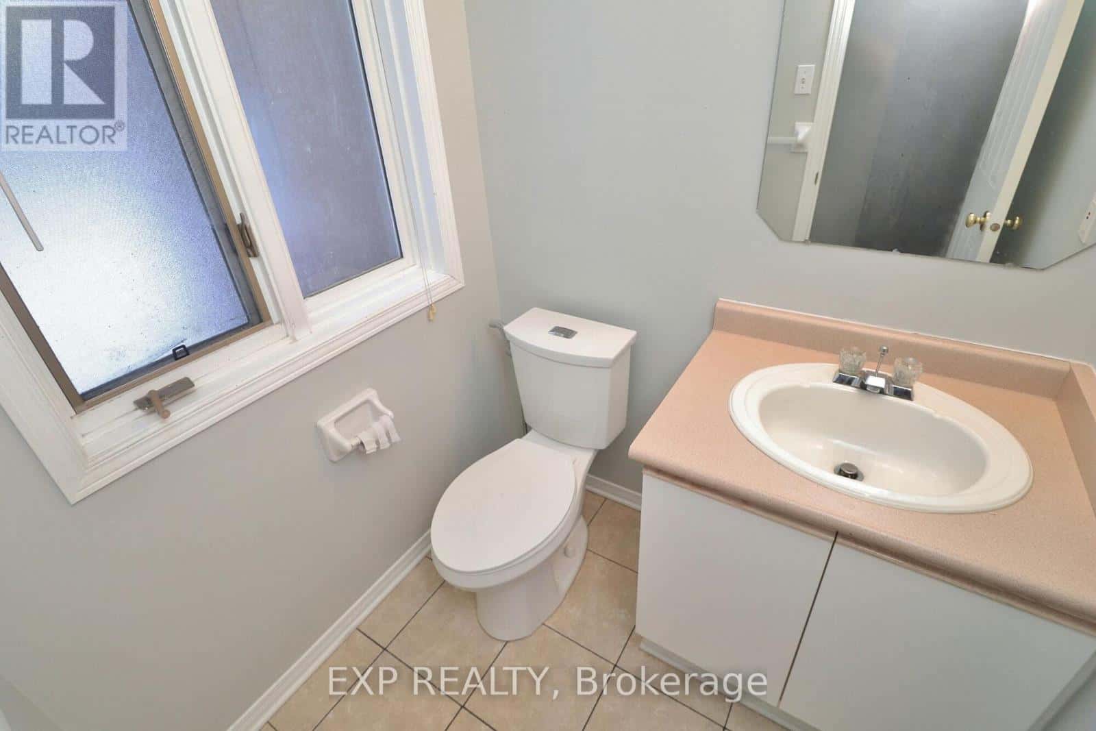 , Ottawa, — Ottawa - Photo 4 of 49