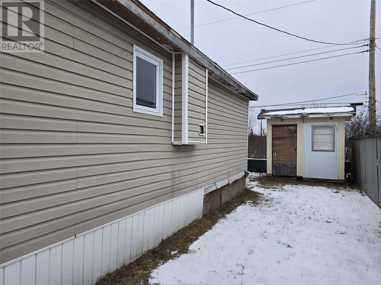 25 Walsh Avenue — Wabush - Photo 4 of 23