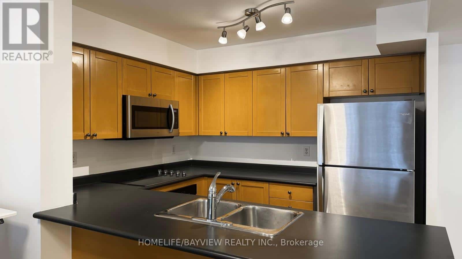 305 - 311 RICHMOND STREET E — Toronto (Moss Park) - Photo 4 of 25