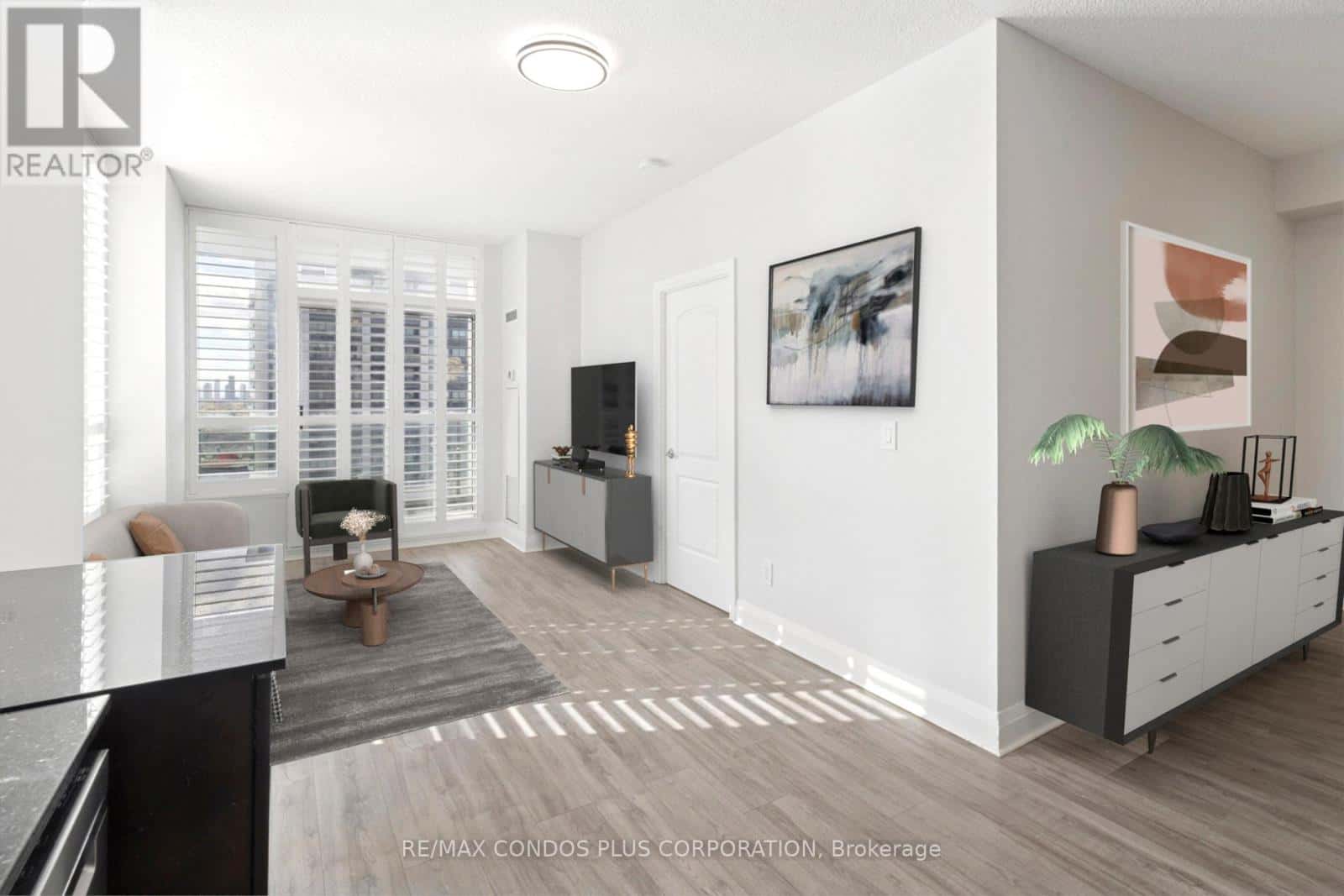 1108 - 20 NORTH PARK ROAD — Vaughan (Beverley Glen) - Photo 2 of 31