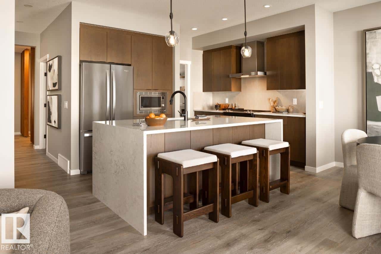 7103 51 AV — Beaumont, Alberta - Photo 3 of 11