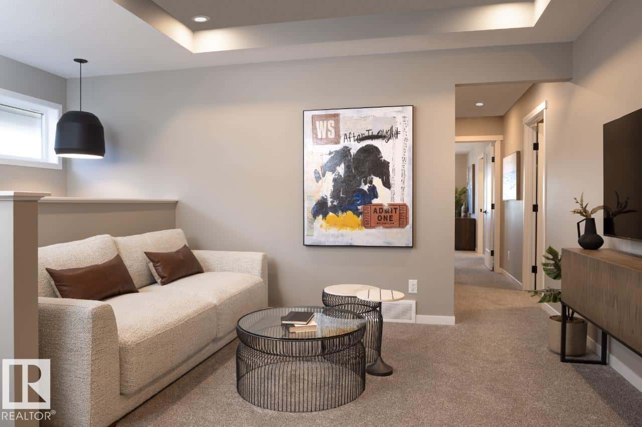 7103 51 AV — Beaumont, Alberta - Photo 4 of 11