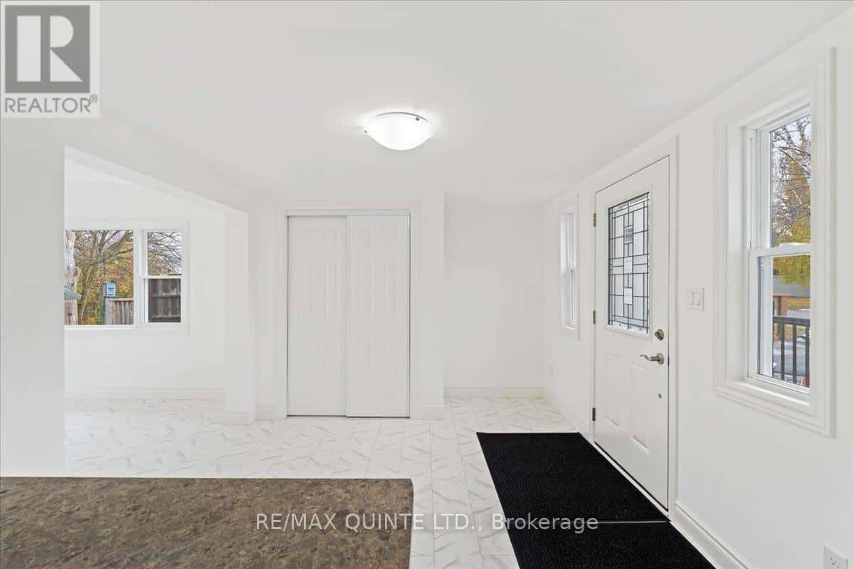 27 PURDY STREET — Belleville (Belleville Ward) - Photo 5 of 40