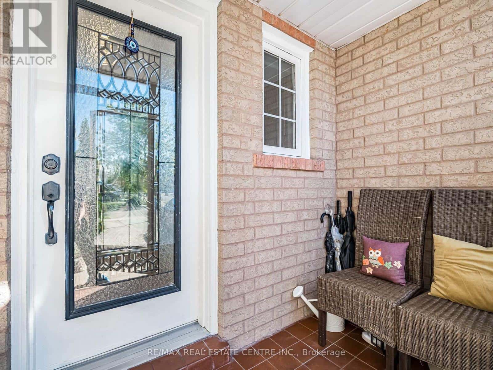 100 WHITE TAIL CRESCENT — Brampton (Fletcher's West) - Photo 4 of 45