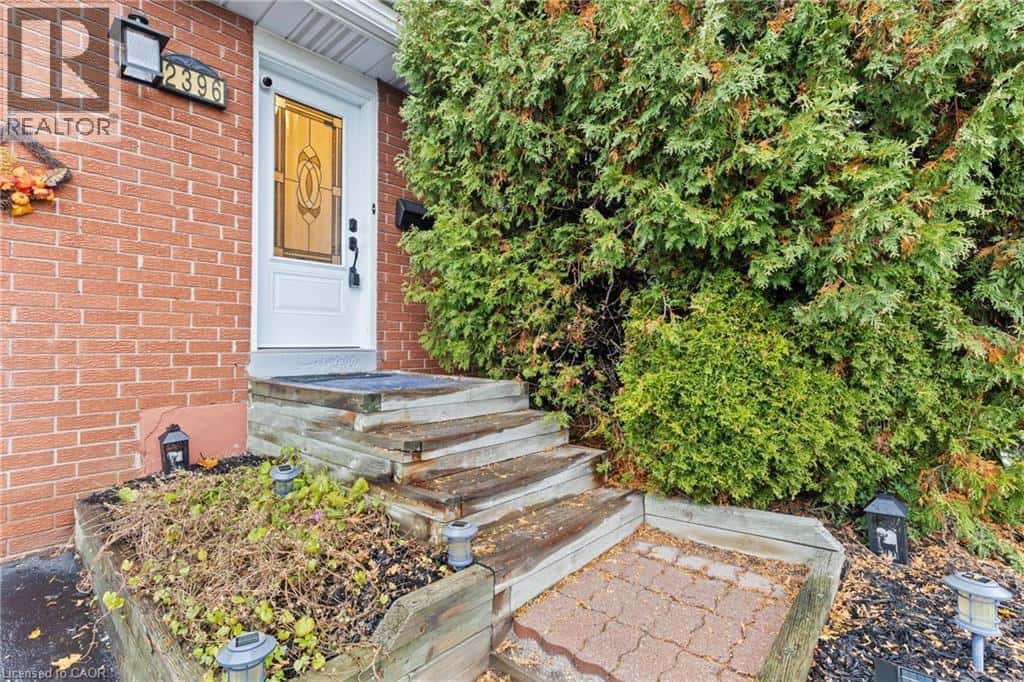 2396 LYFORD Lane — Burlington - Photo 3 of 33