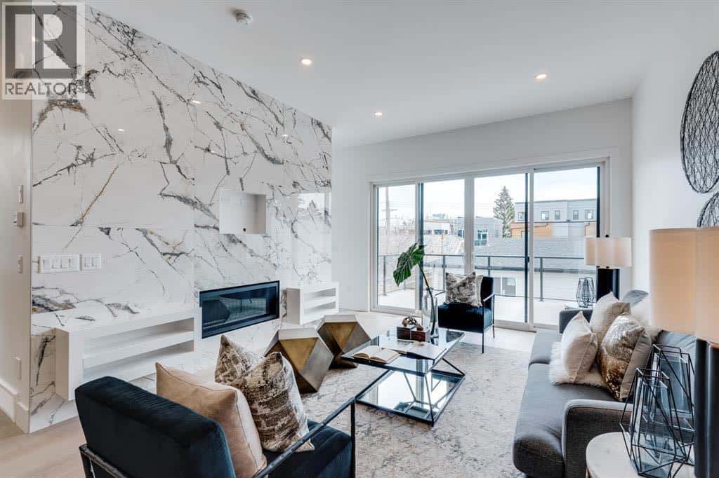 640 37 Street SW — Calgary - Photo 4 of 12