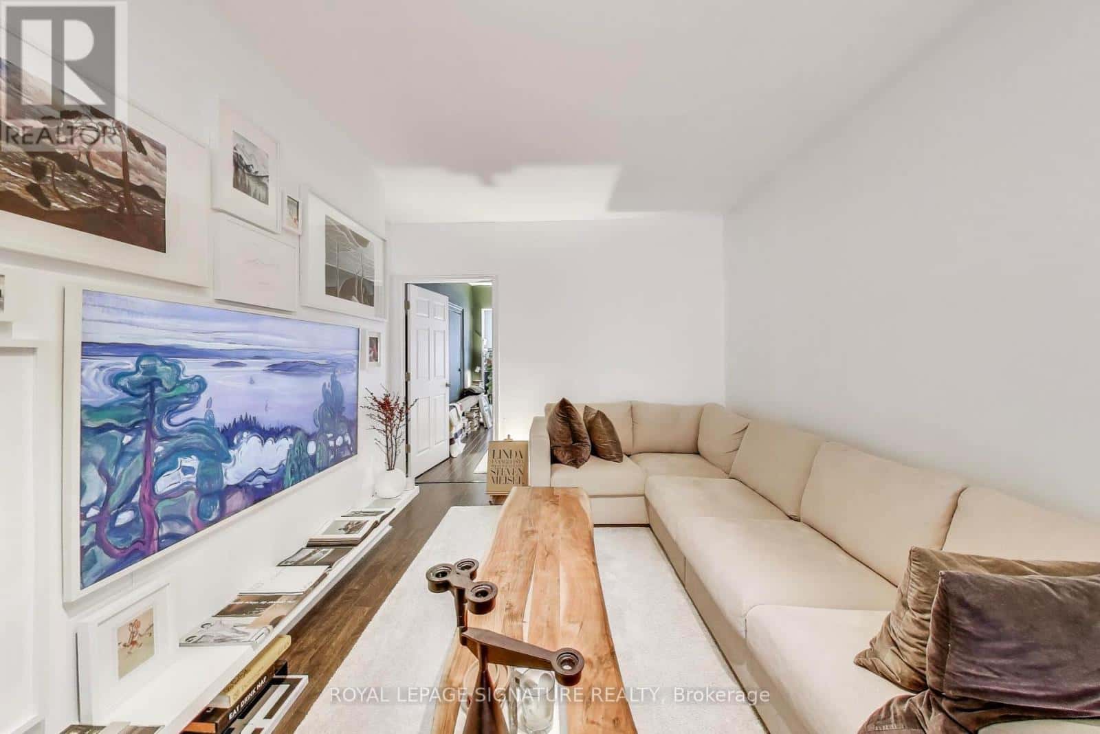 232 PACIFIC AVENUE — Toronto (High Park North) - Photo 3 of 40