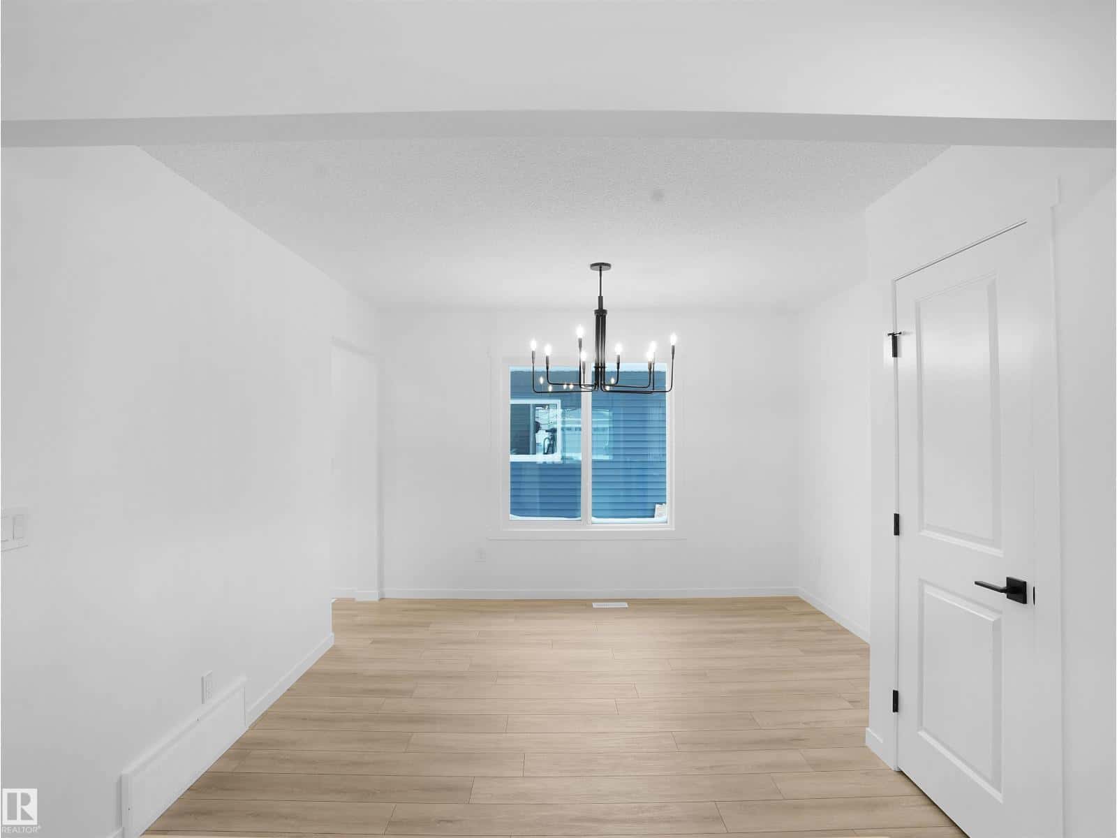 256 SAVOY CR — Sherwood Park - Photo 5 of 24