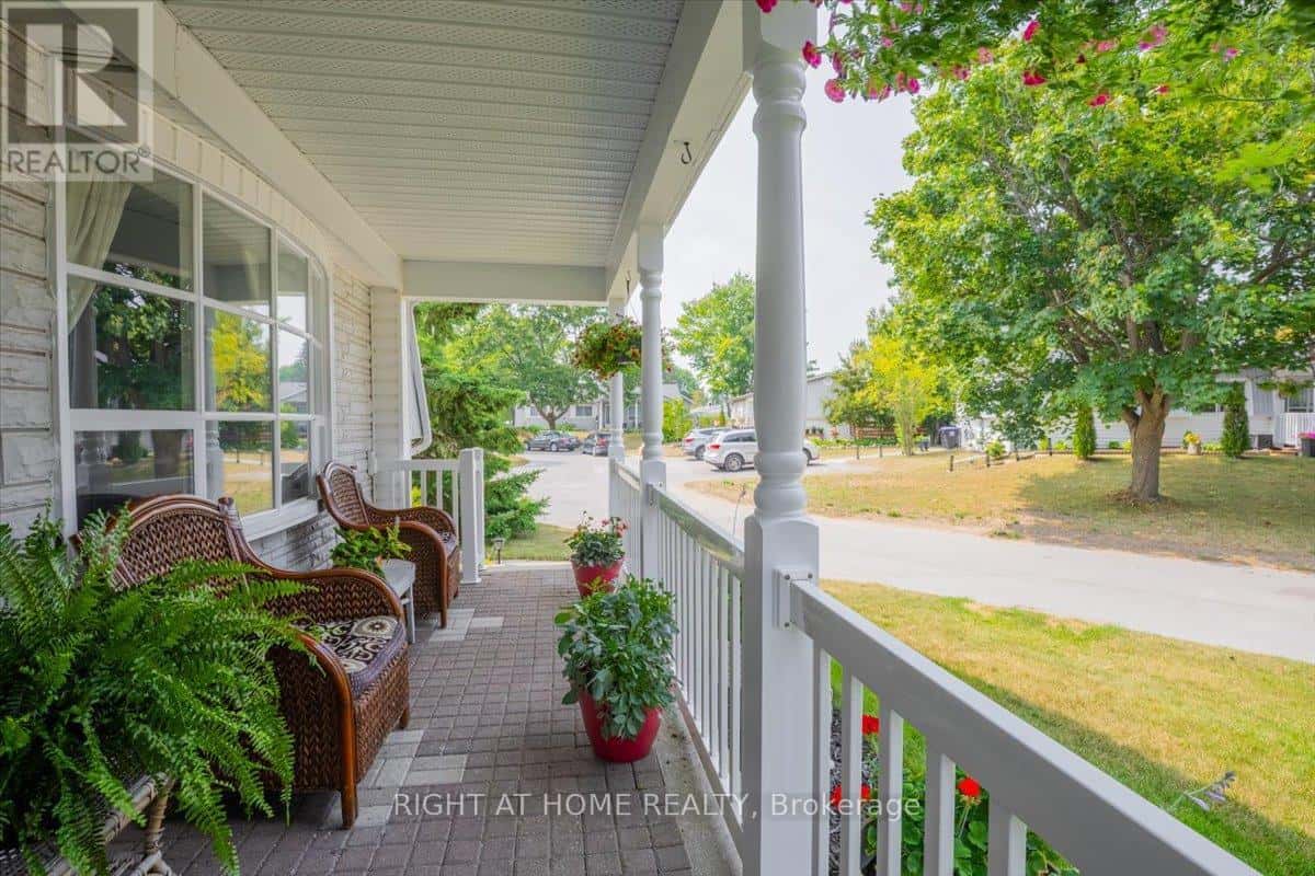 30 MAIN STREET — Innisfil - Photo 2 of 16