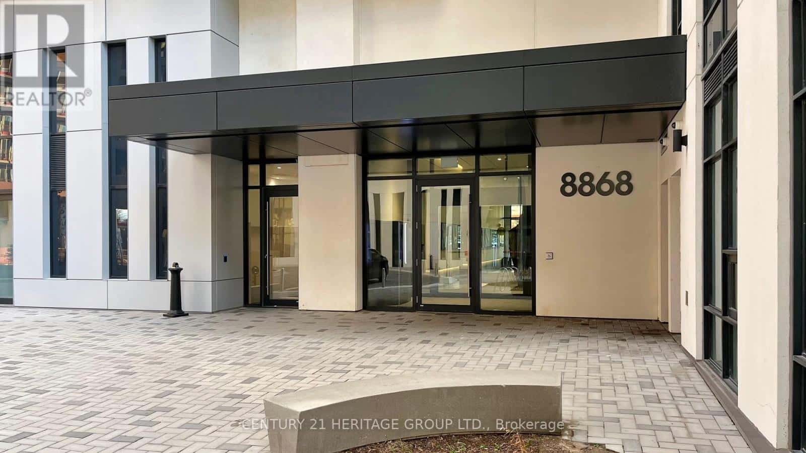 717 - 8868 YONGE STREET — Richmond Hill (South Richvale) - Photo 3 of 26