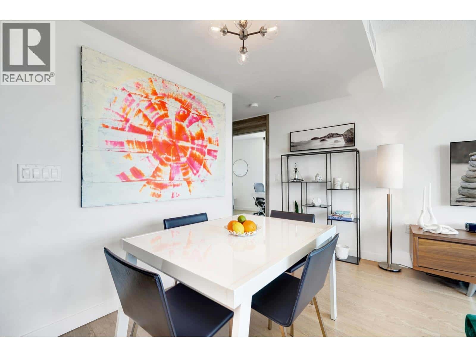 2006 89 NELSON STREET — Vancouver - Photo 3 of 31