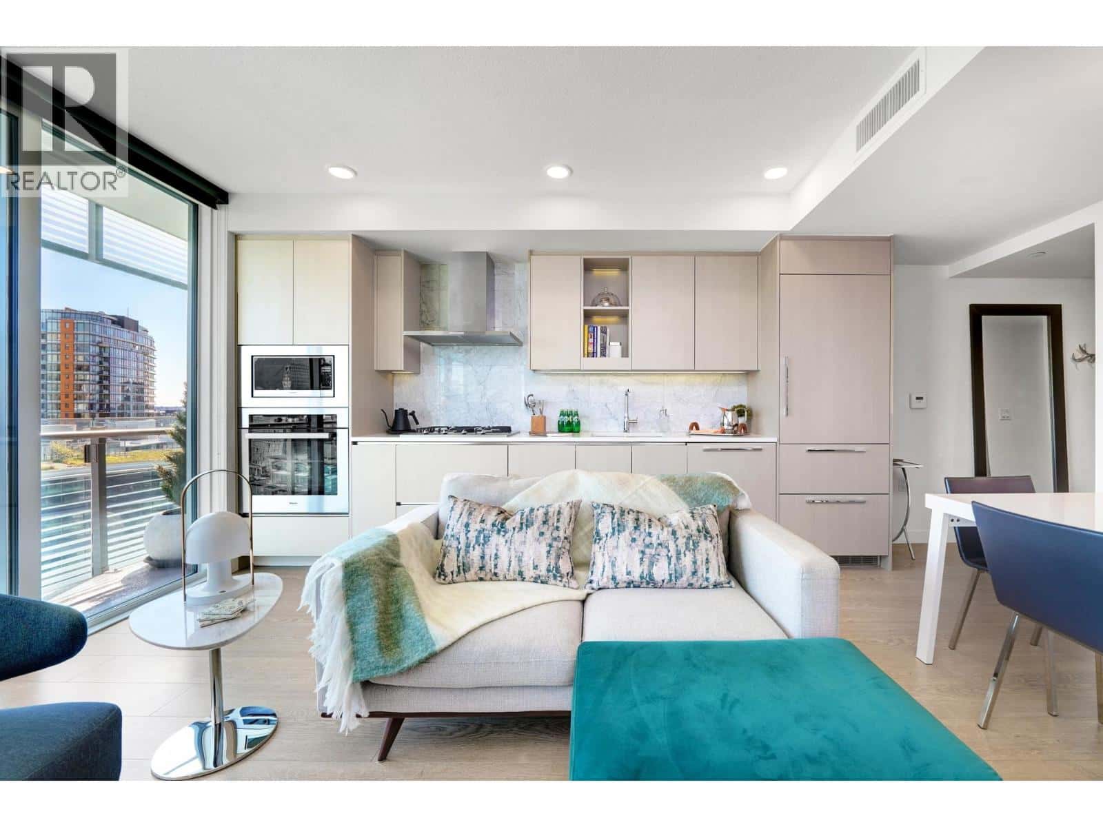 2006 89 NELSON STREET — Vancouver - Photo 5 of 31