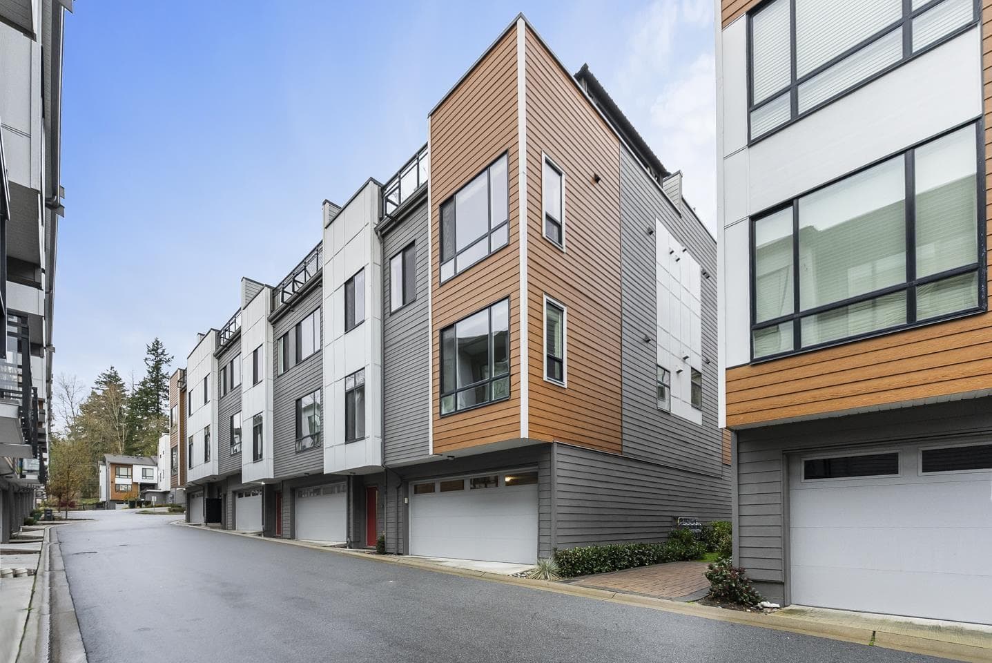 79 16433 19 AVENUE — Surrey - Main photo