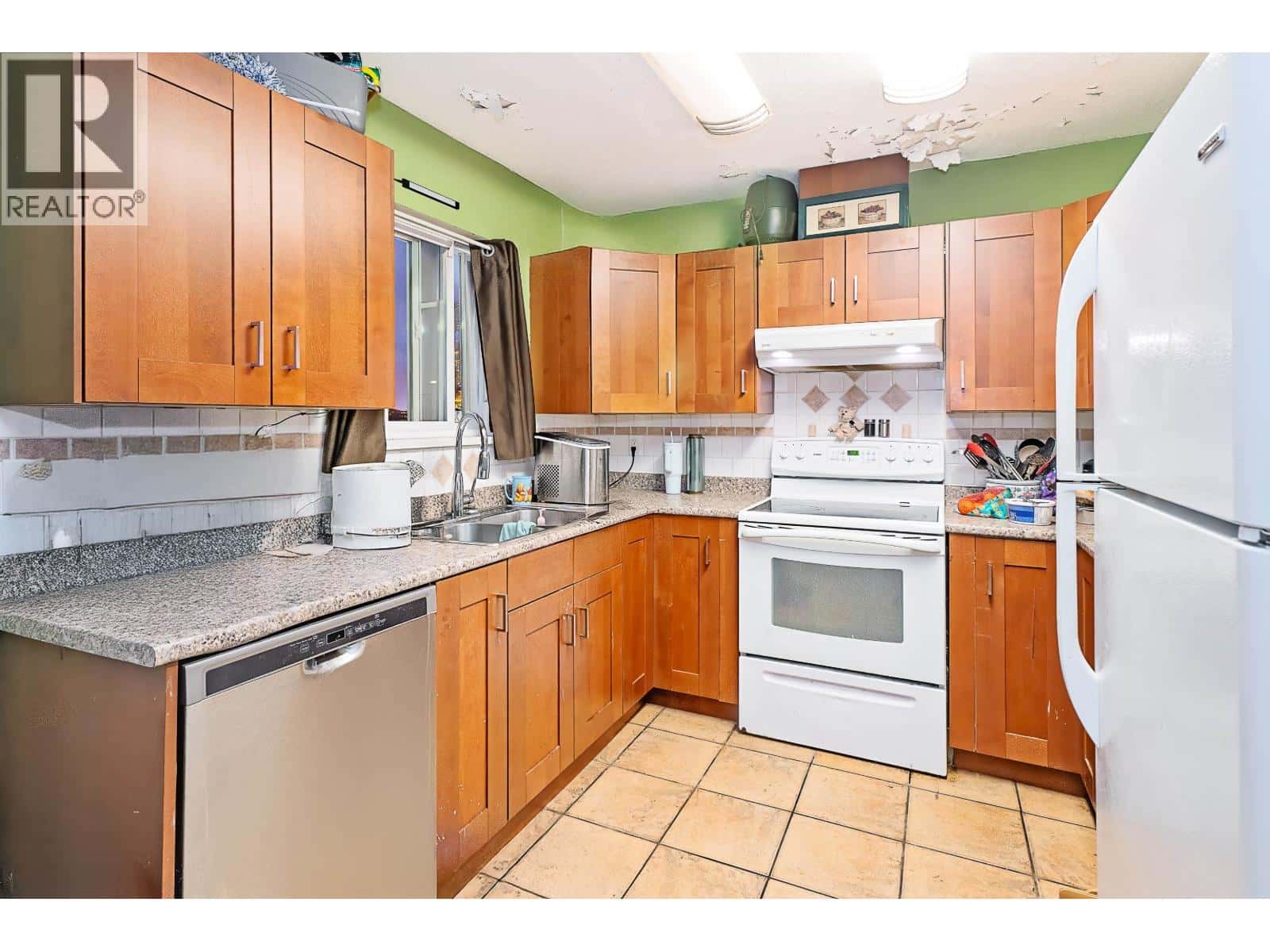 24 20630 118 AVENUE — Maple Ridge - Photo 5 of 32