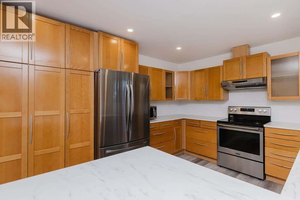 4357 CAMEO ROAD — Sechelt - Photo 4 of 27