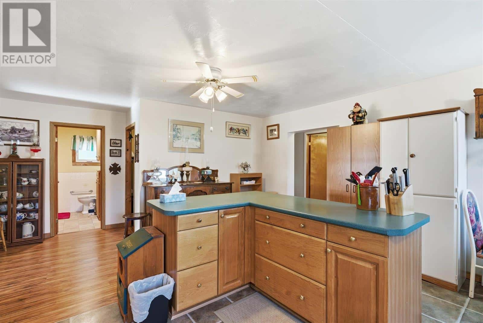 11 John ST — Iron Bridge - Photo 4 of 49