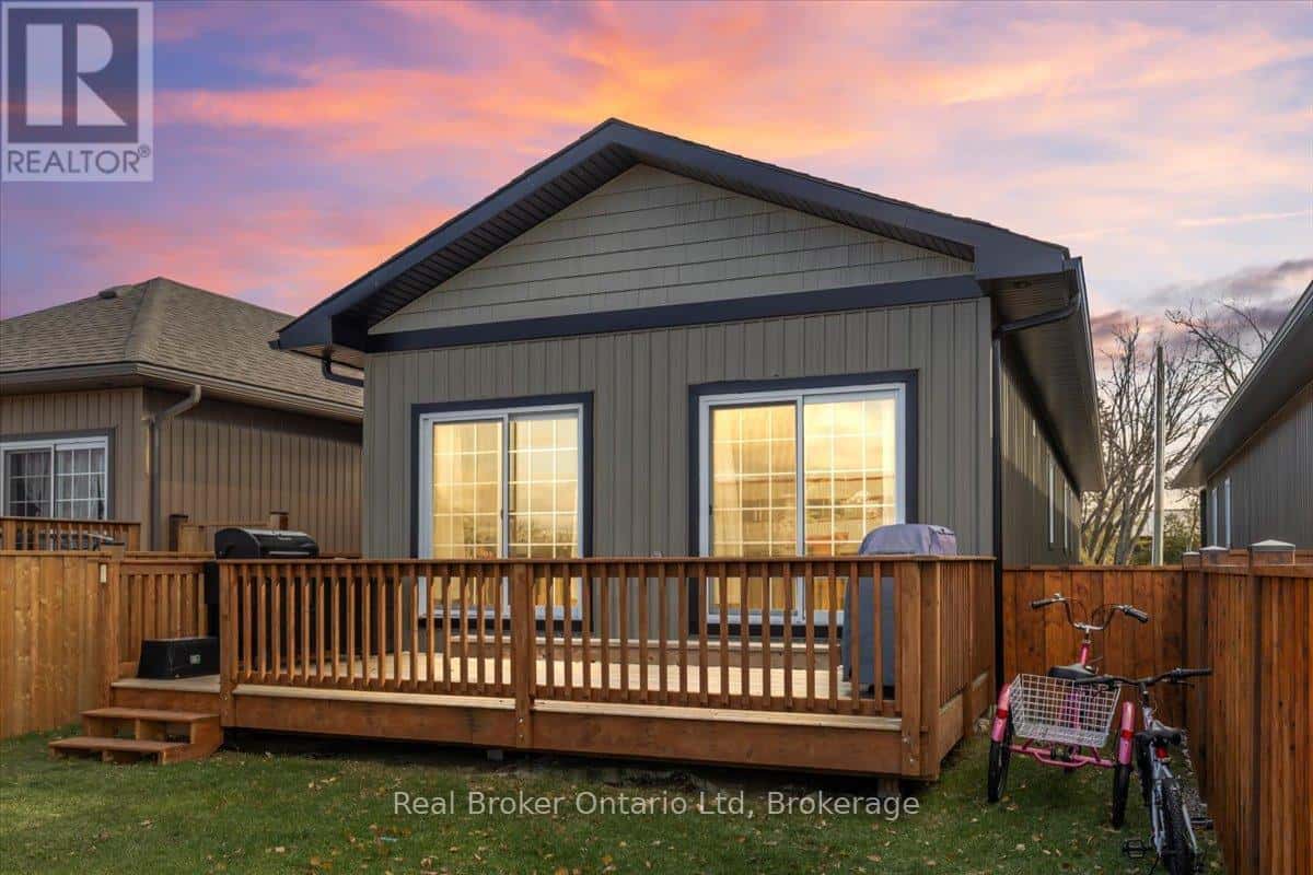 169 MAIN STREET W — Southgate - Photo 2 of 25