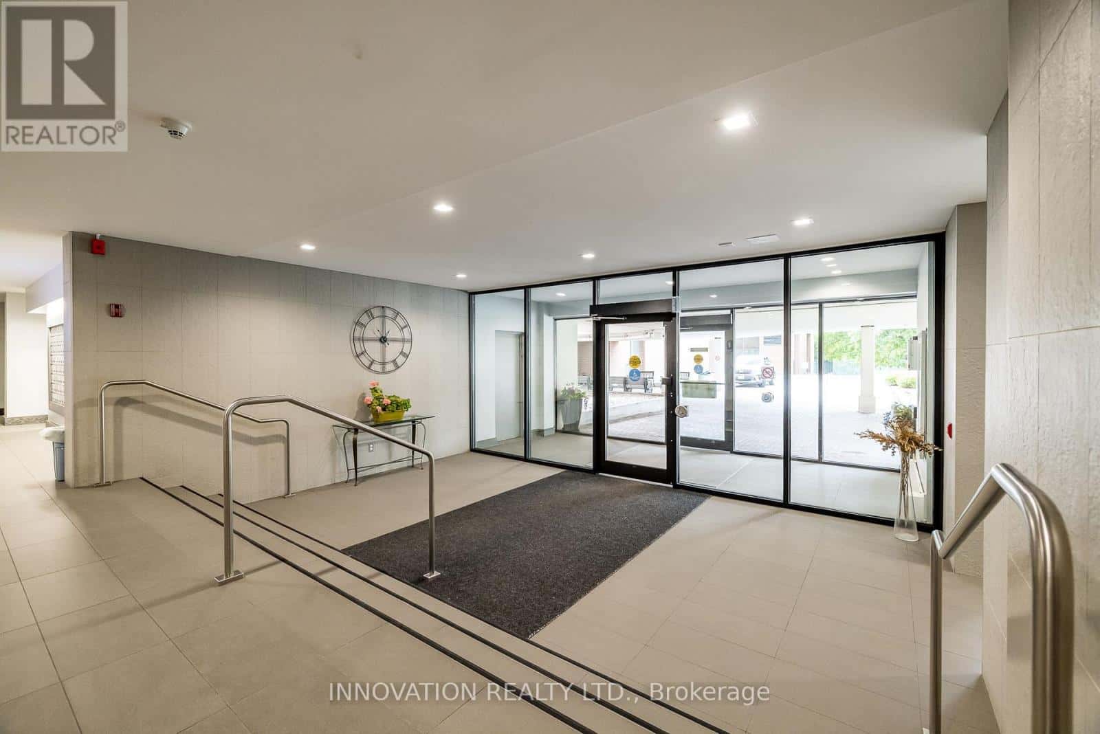 307 - 665 BATHGATE DRIVE — Ottawa - Photo 2 of 43