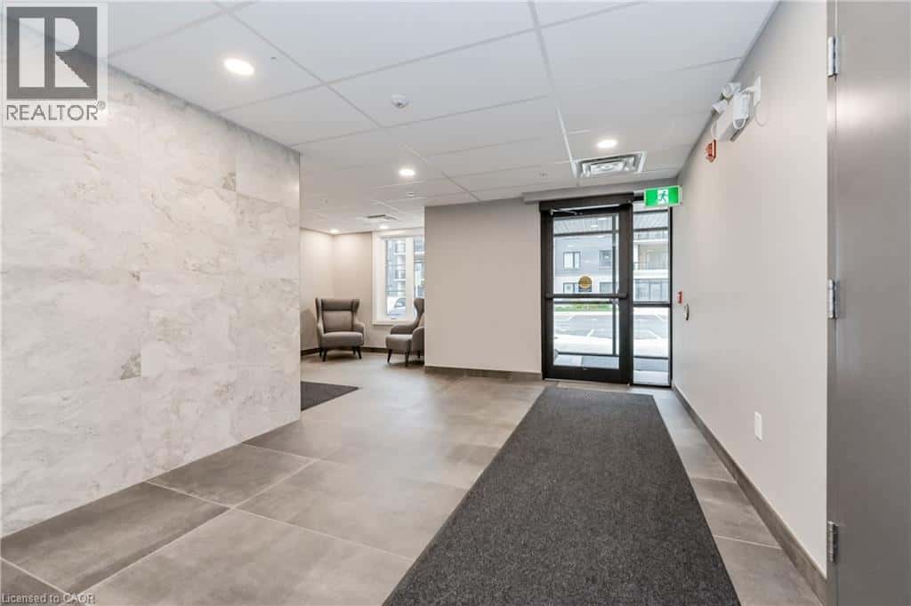 99B FARLEY Road Unit# 407 — Centre Wellington, Ontario - Photo 5 of 47