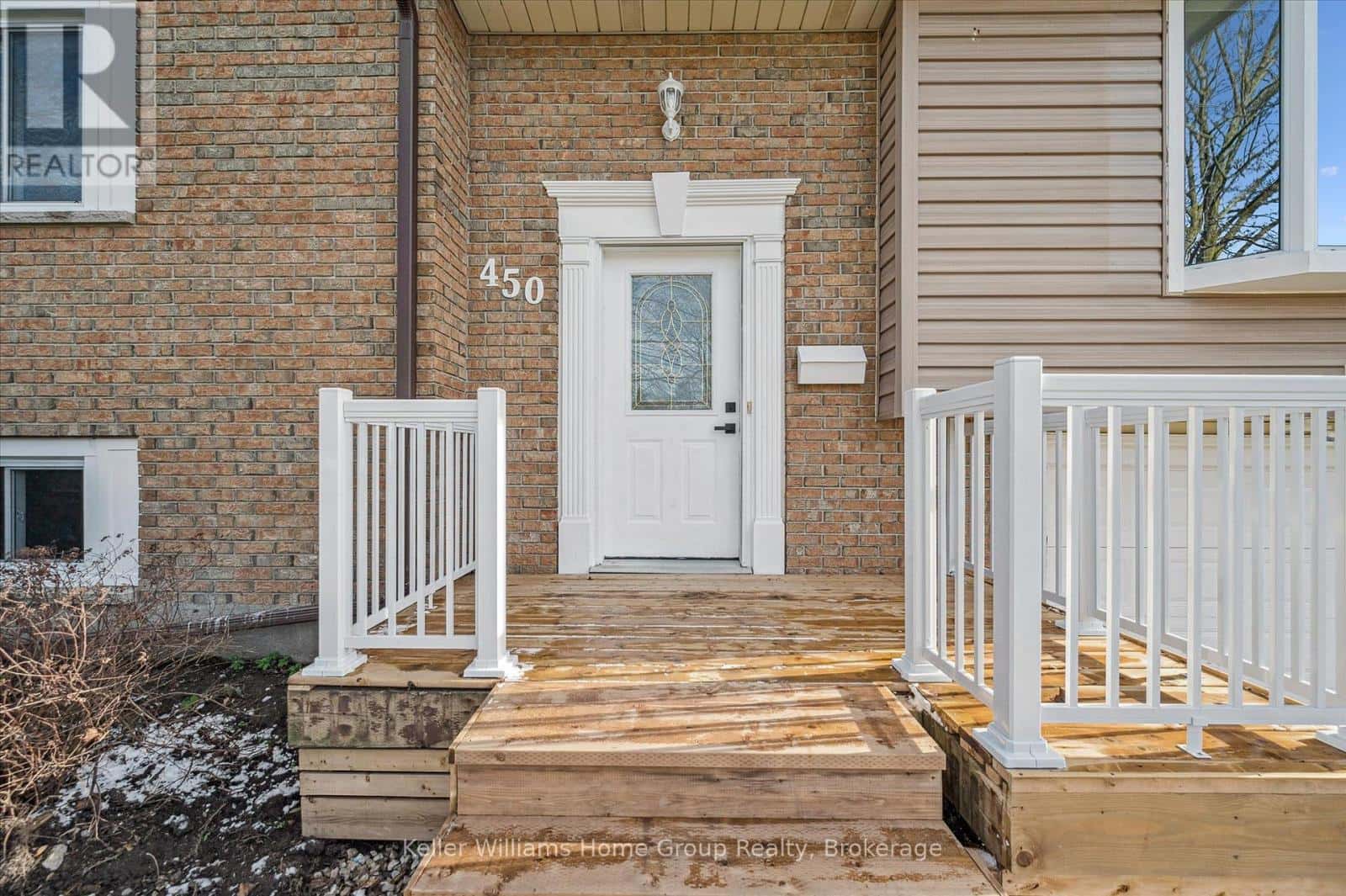 450 FORFAR STREET — Centre Wellington (Fergus) - Photo 5 of 38