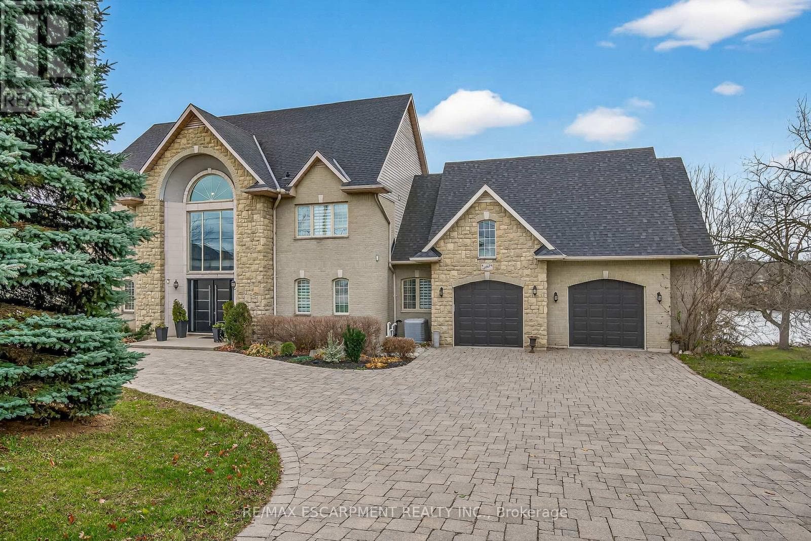 397 CAITHNESS STREET E — Haldimand - Main photo