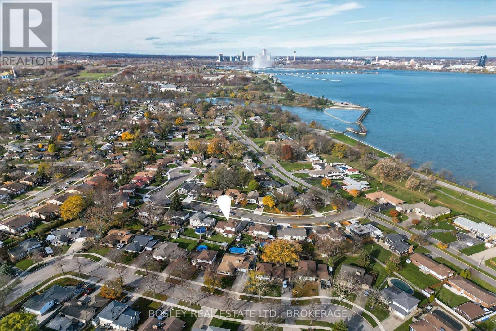 3260 HARLEYFORD CRESCENT — Niagara Falls (Chippawa) - Photo 2 of 45