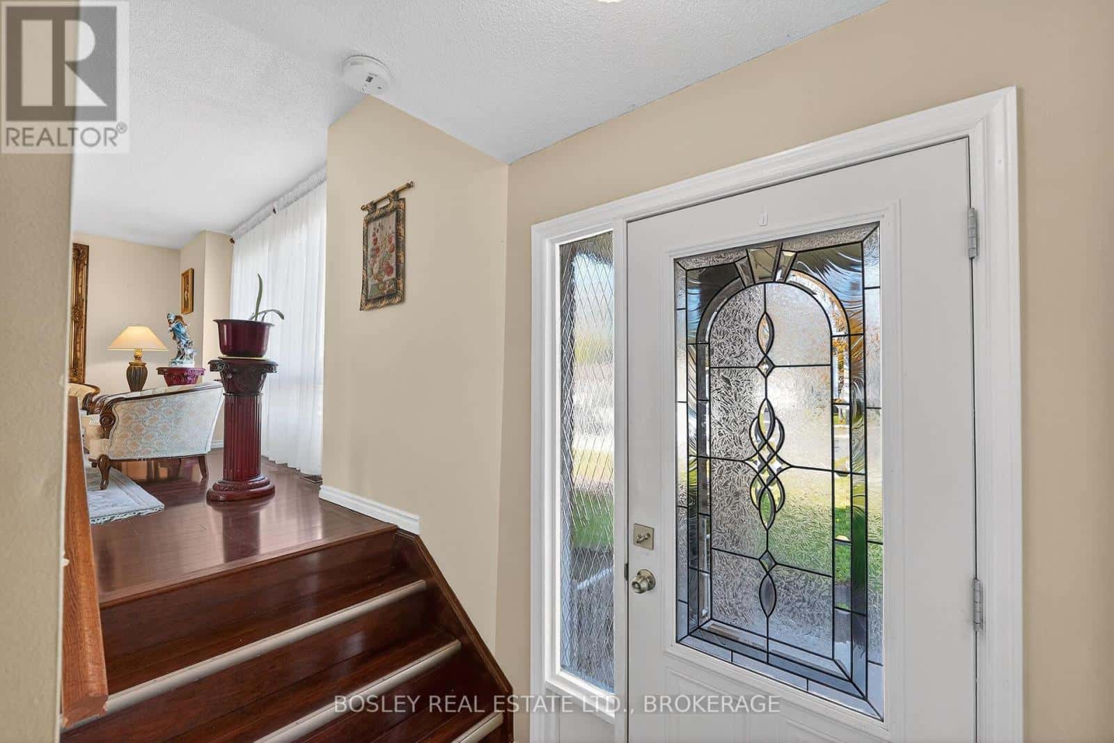 3260 HARLEYFORD CRESCENT — Niagara Falls (Chippawa) - Photo 5 of 45