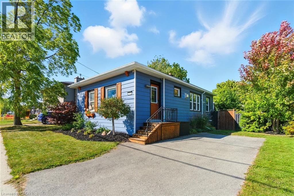 119 PORT ROBINSON Road — Fonthill - Main photo