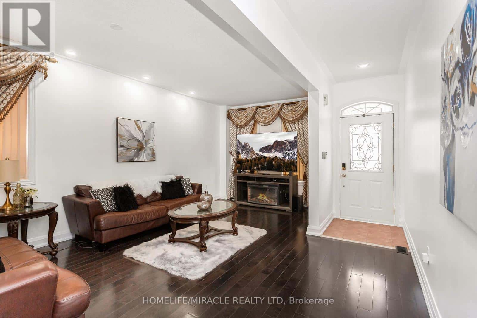 20 ATIRA AVENUE — Brampton (Fletcher's Meadow) - Photo 4 of 50