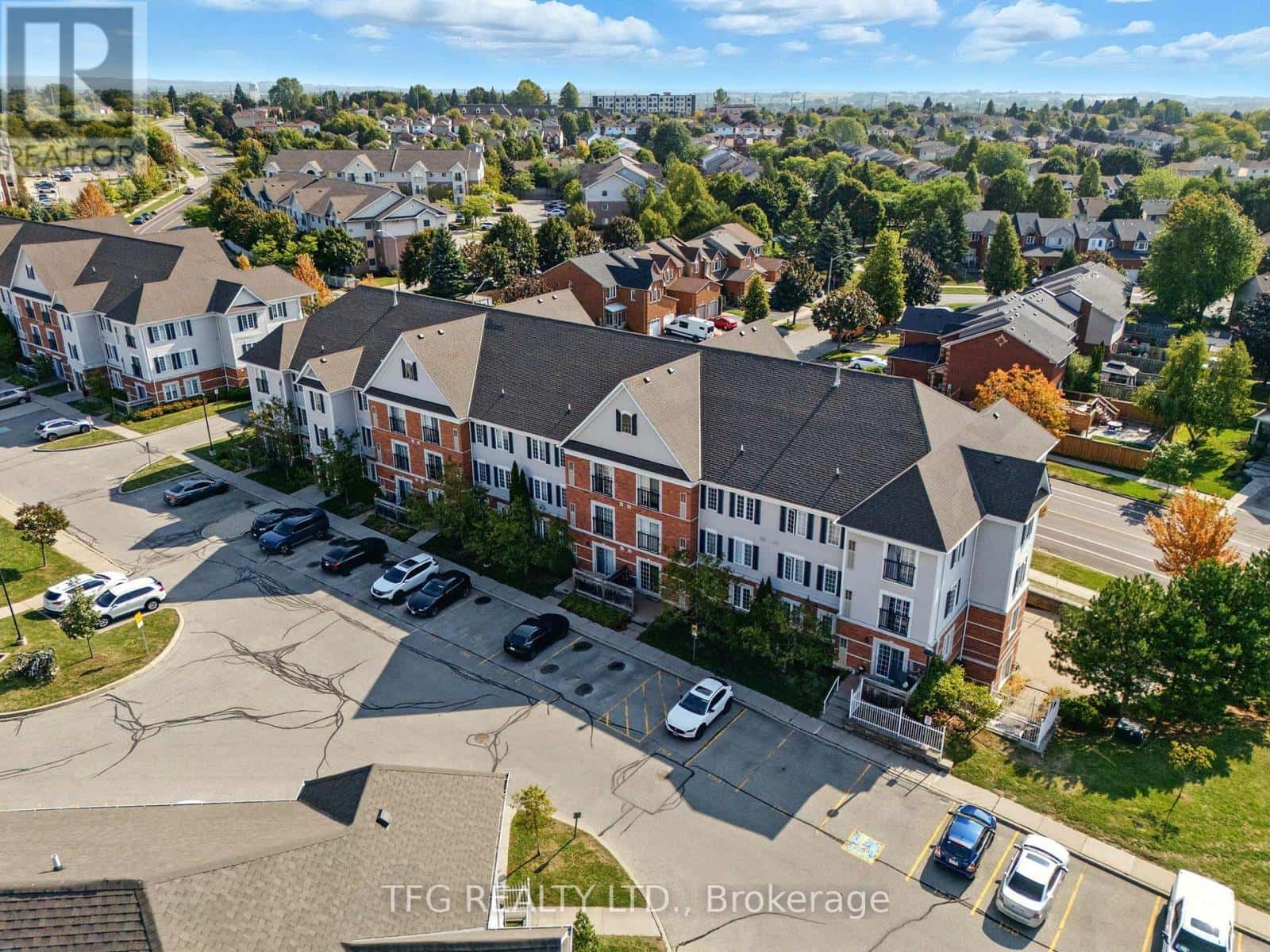 211 - 106 ASPEN SPRINGS DRIVE — Clarington (Bowmanville) - Photo 3 of 29