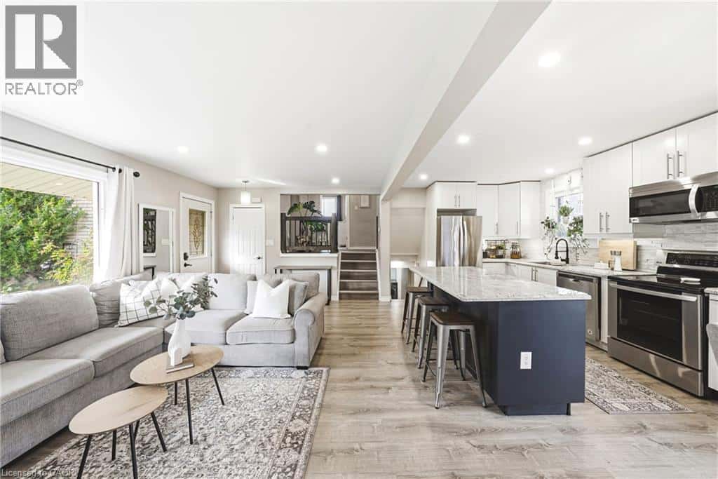 4117 HIXON Street — Beamsville - Photo 3 of 50