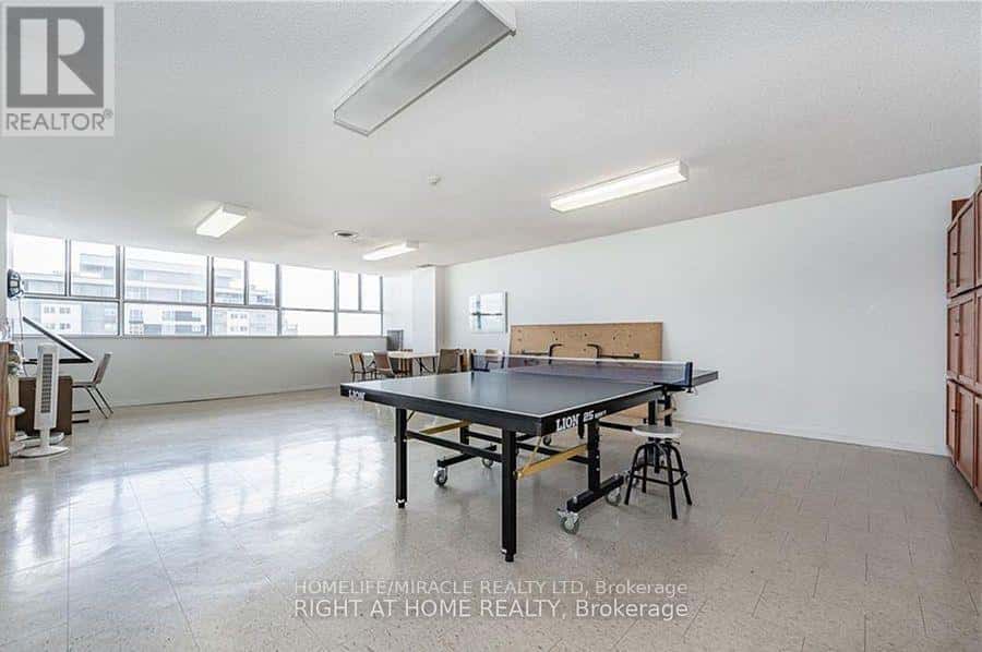 903 - 375 KING STREET — Waterloo - Photo 3 of 20