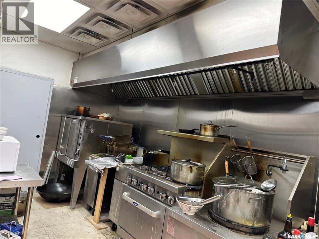 4 1211 Boucher AVENUE — Warman - Photo 3 of 9