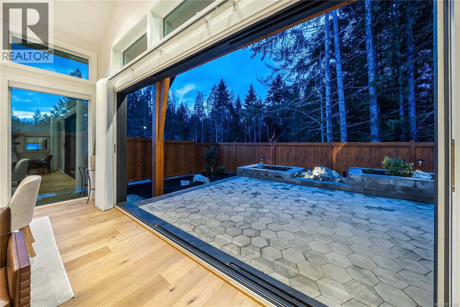 530 Hole-in-One Dr — Qualicum Beach - Photo 5 of 17