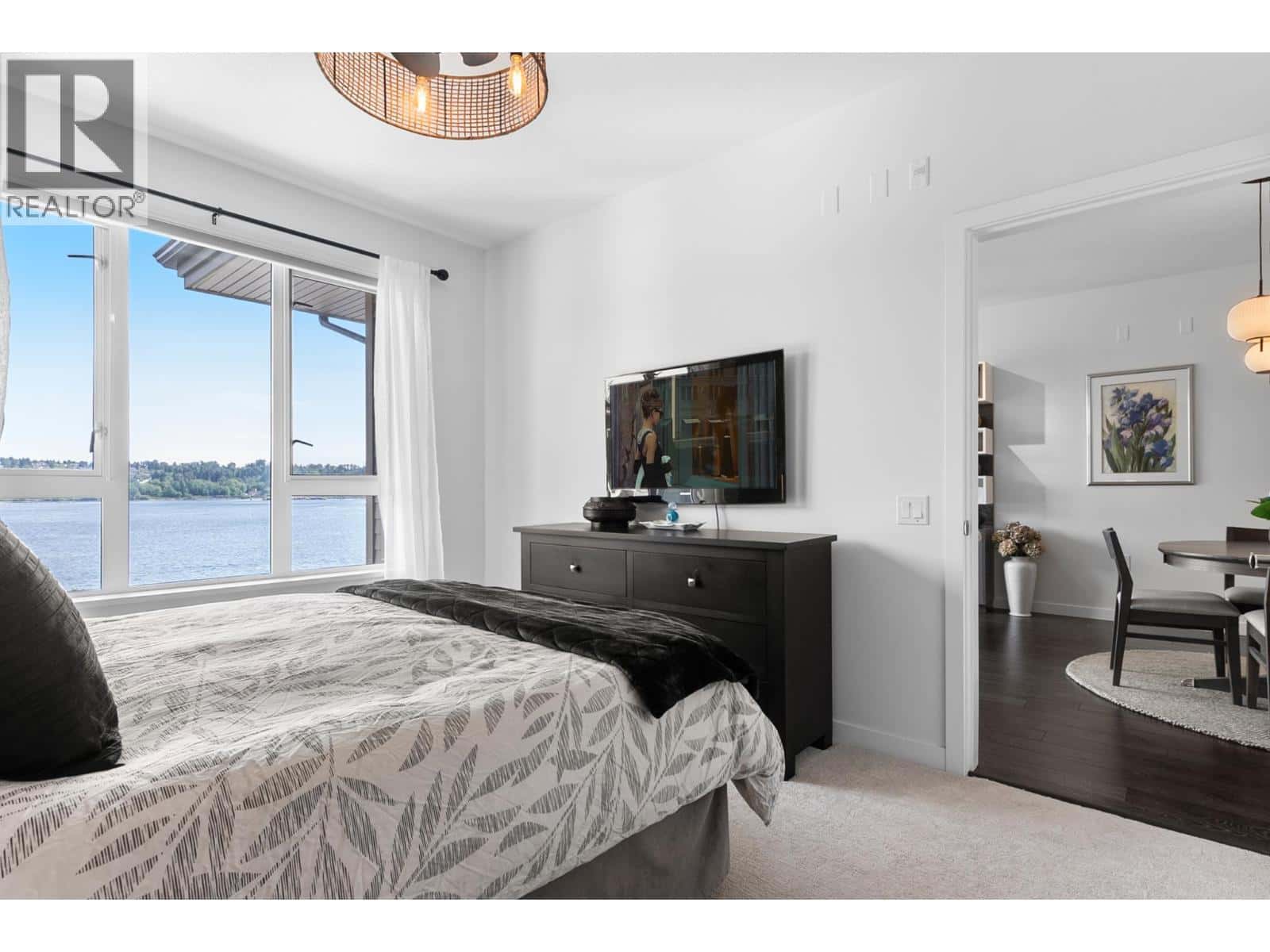 408 3825 CATES LANDING WAY — North Vancouver - Photo 3 of 37