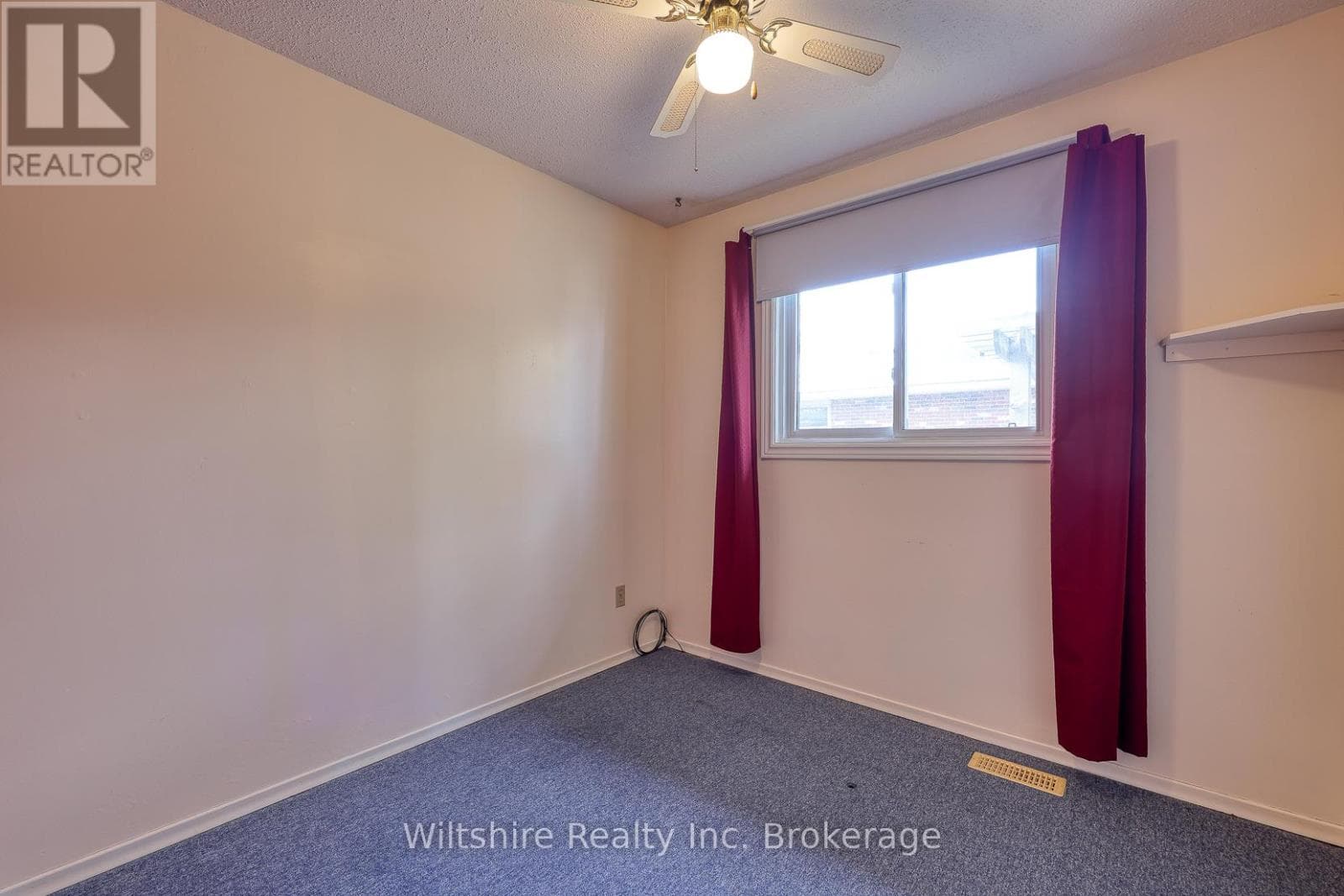 22 CENTENNIAL AVENUE — Tillsonburg - Main photo