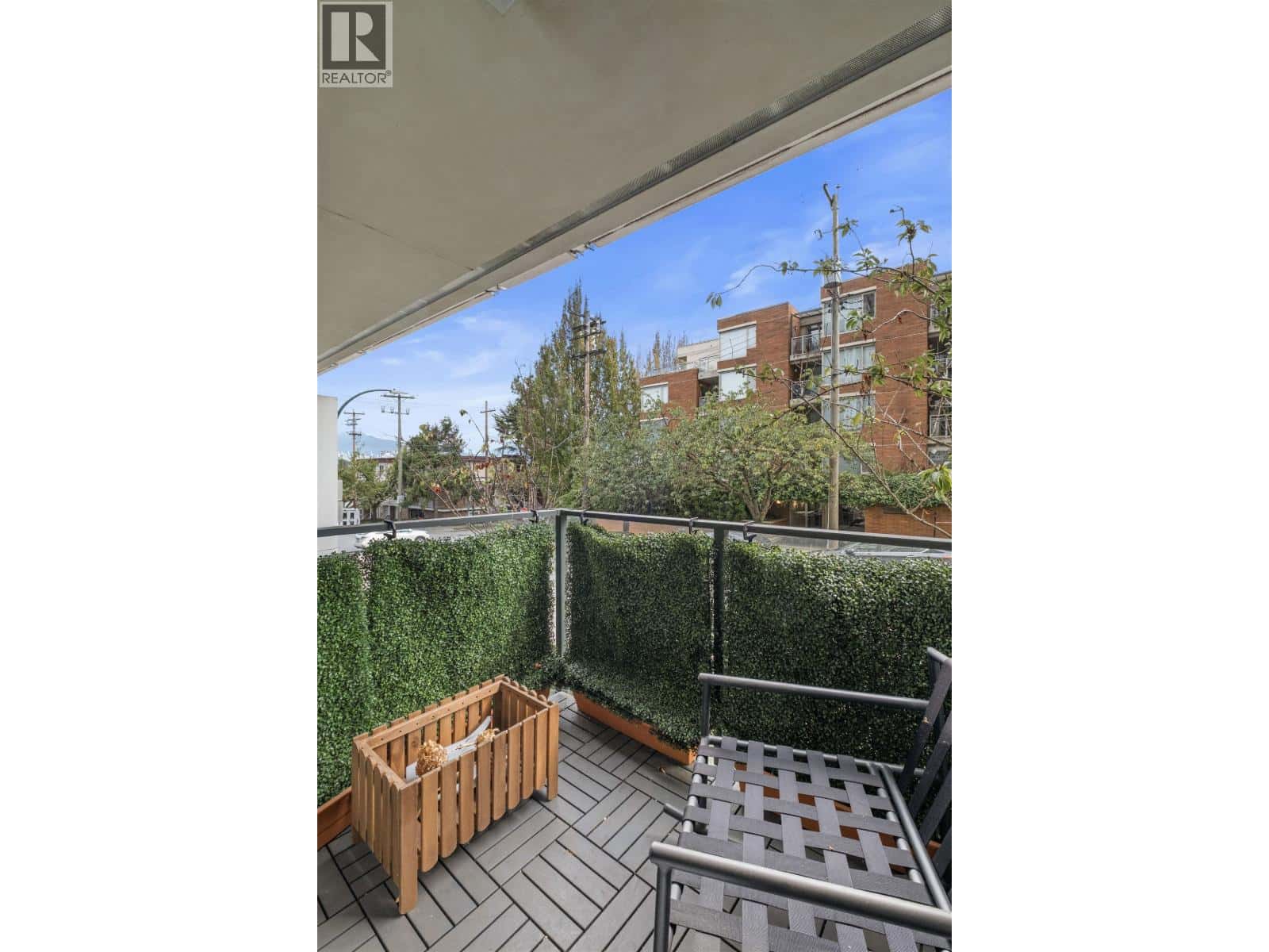 2405 HEATHER STREET — Vancouver - Photo 5 of 37