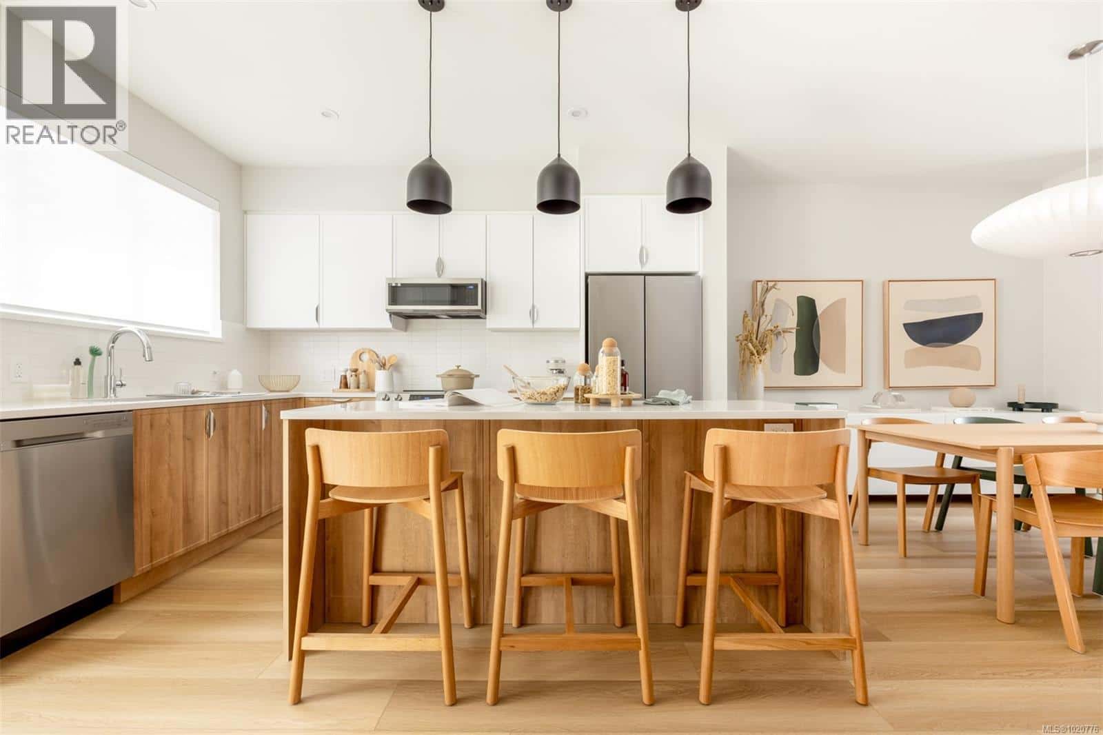 101 3210 Glendale Pl — Langford - Photo 2 of 22