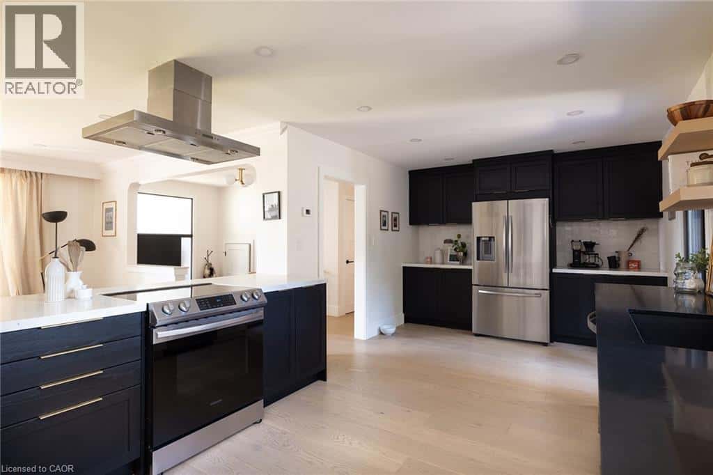 3495 RIVERSPRAY Crescent — Mississauga - Photo 5 of 43