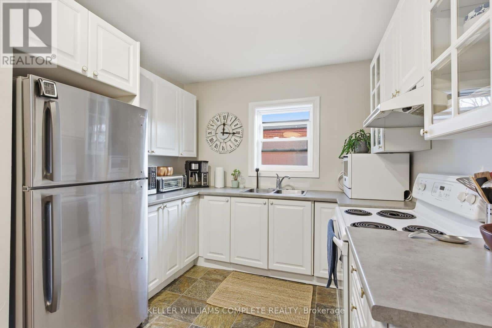 310 - 836 CONCESSION STREET — Hamilton (Raleigh) - Photo 5 of 20