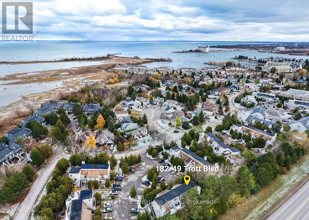 182 - 49 TROTT BOULEVARD — Collingwood - Photo 3 of 14