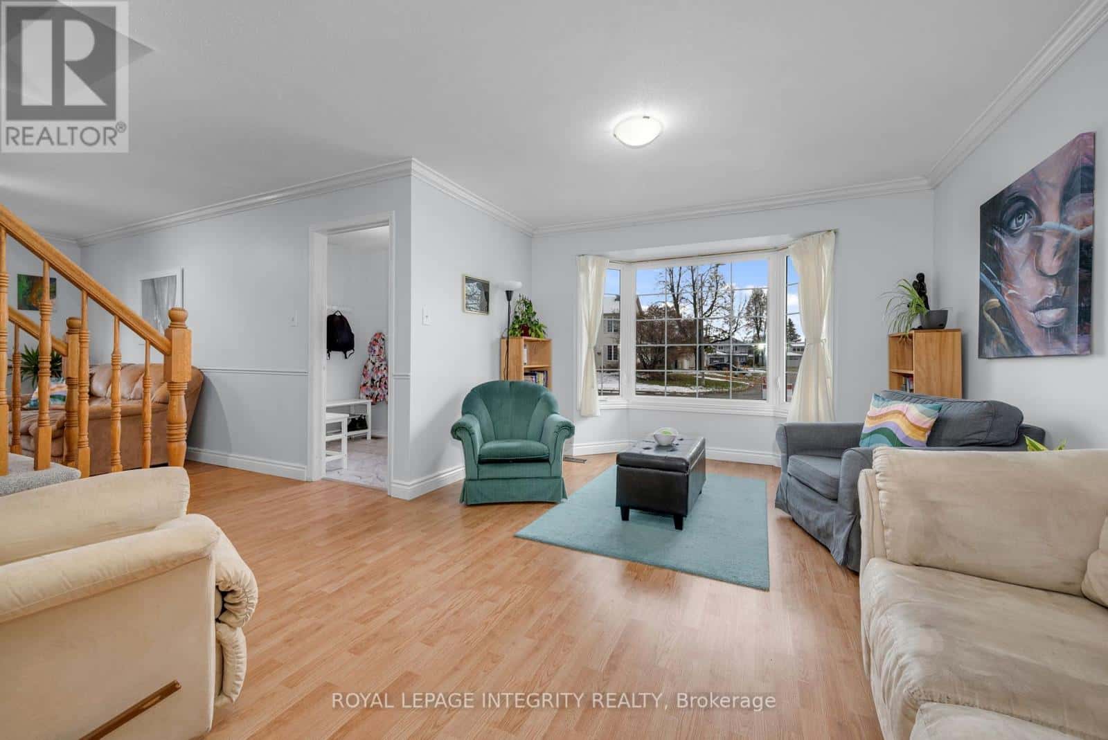 268 MCEACHERN CRESCENT — Ottawa - Photo 5 of 44