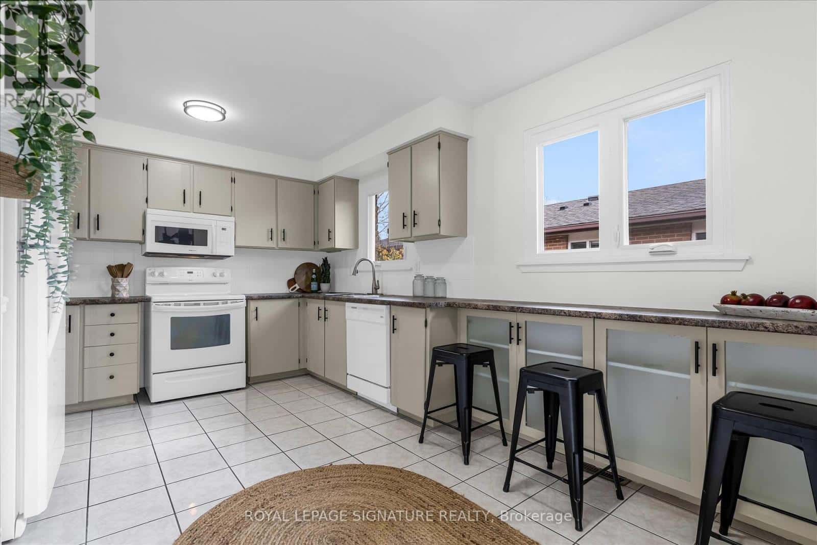 3096 PALMER DRIVE — Burlington (Palmer) - Photo 4 of 15