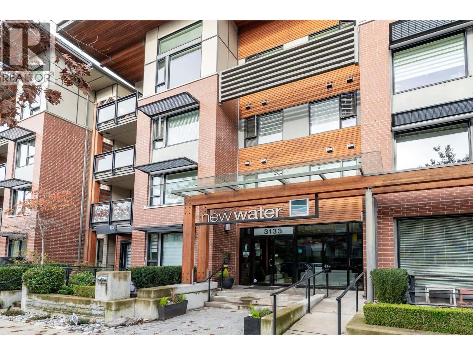 207 3133 RIVERWALK AVENUE — Vancouver - Photo 2 of 34